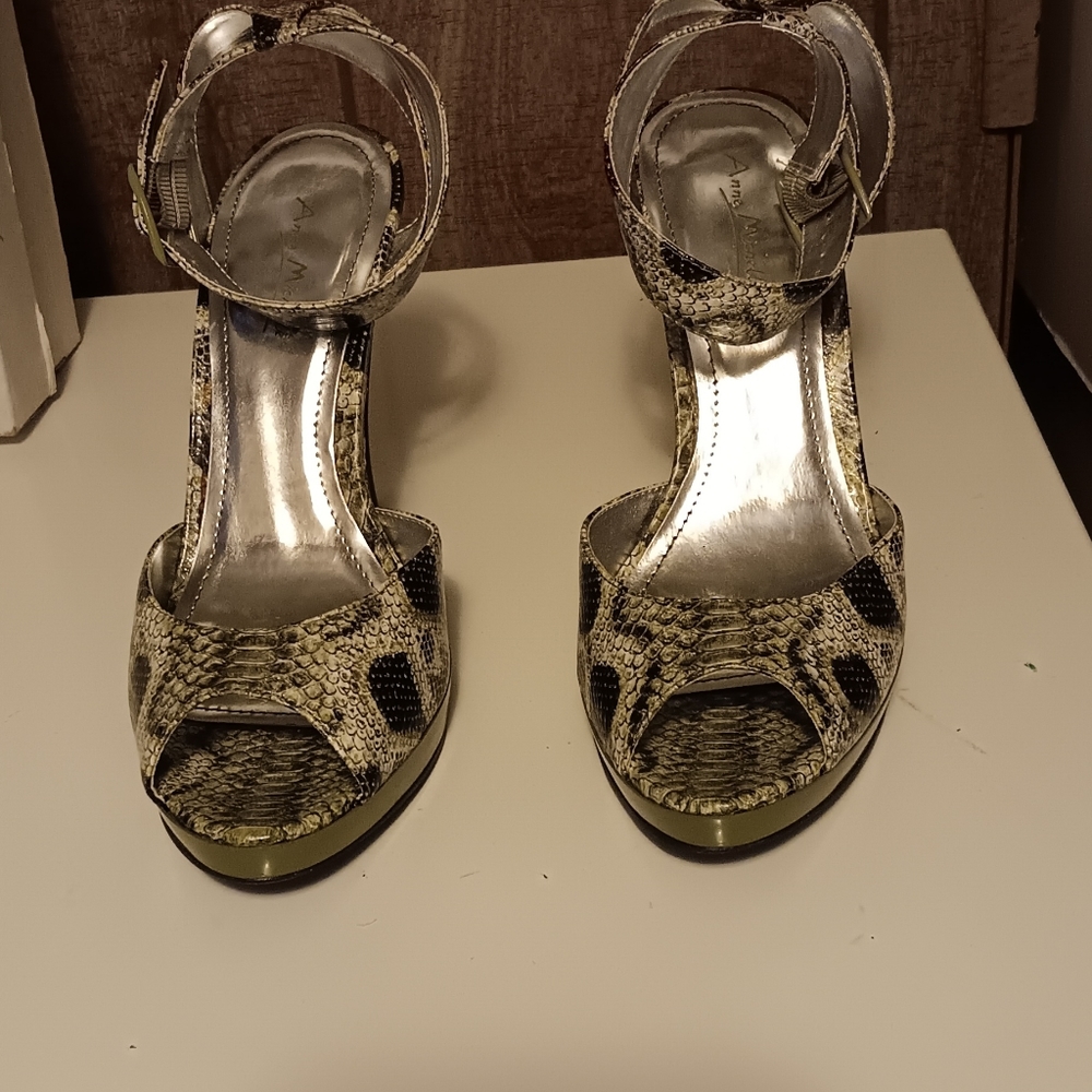 BRAND NEW!!! ANNE MICHELLE HEELED LADIES SANDALS. SIZE 9M. - Picture 2 of 7
